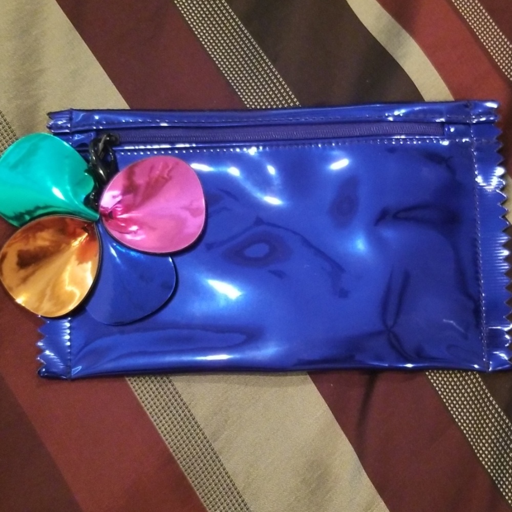 2018 mac holiday makeup bag